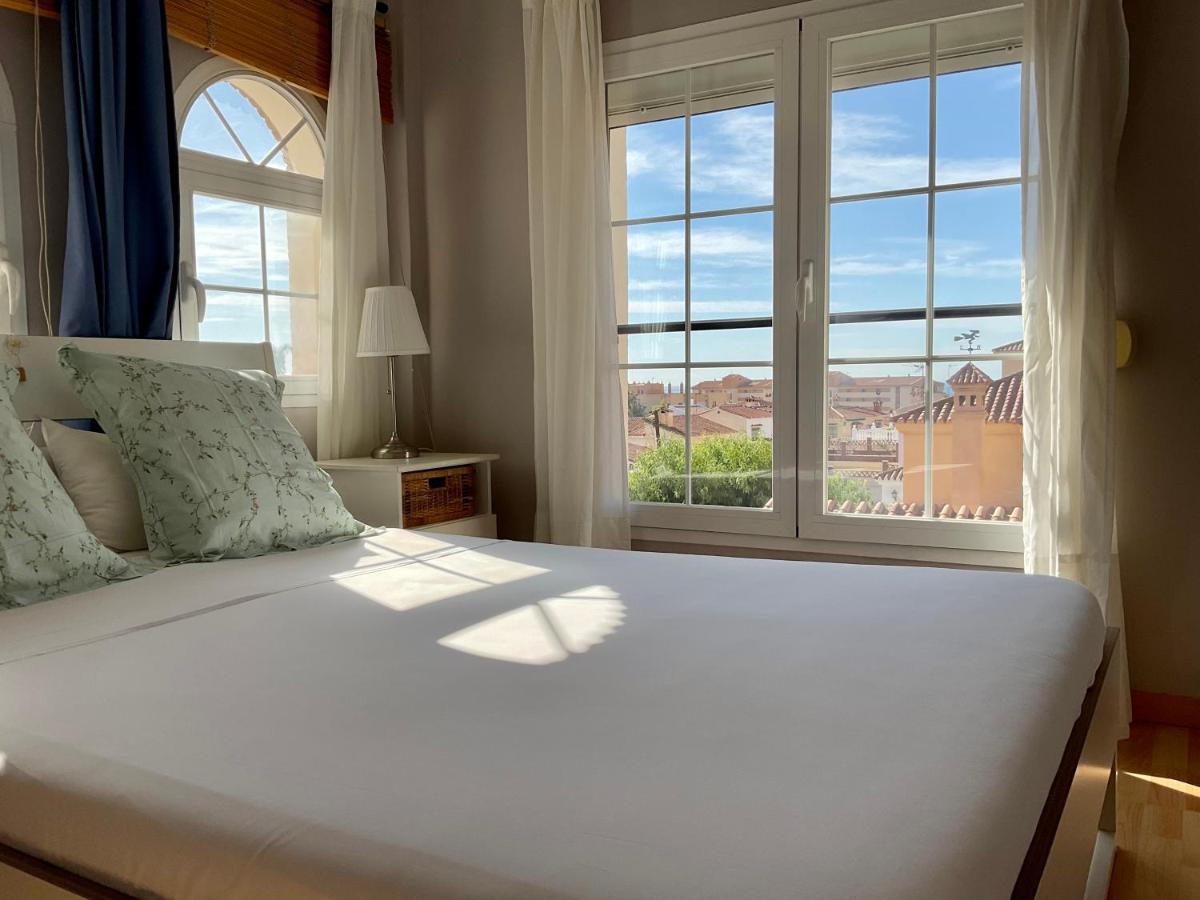 At Home In Malaga Stay & Solo Travellers รินกอนเดลาวิกตอเรีย ภายนอก รูปภาพ