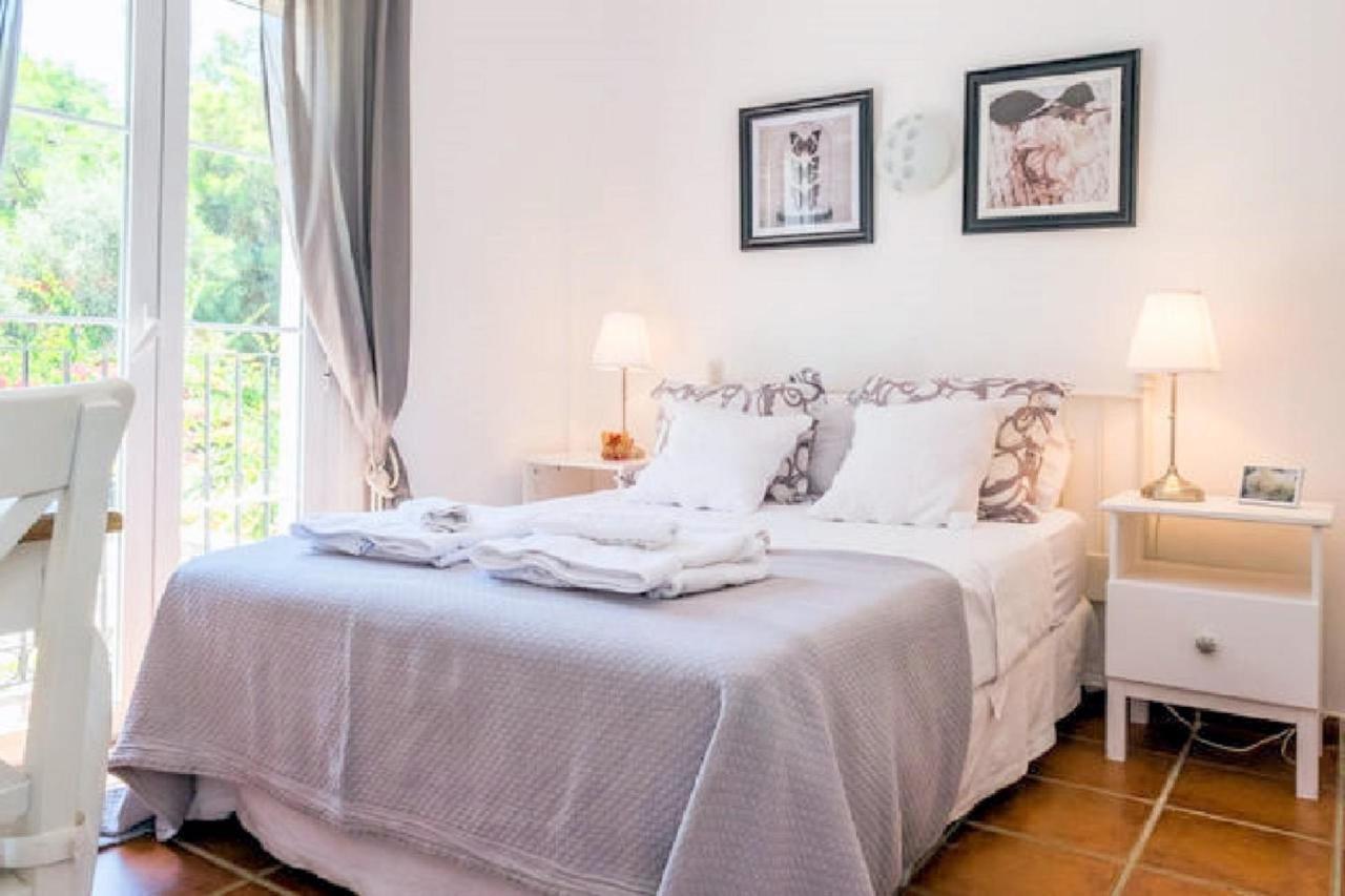 At Home In Malaga Stay & Solo Travellers รินกอนเดลาวิกตอเรีย ภายนอก รูปภาพ