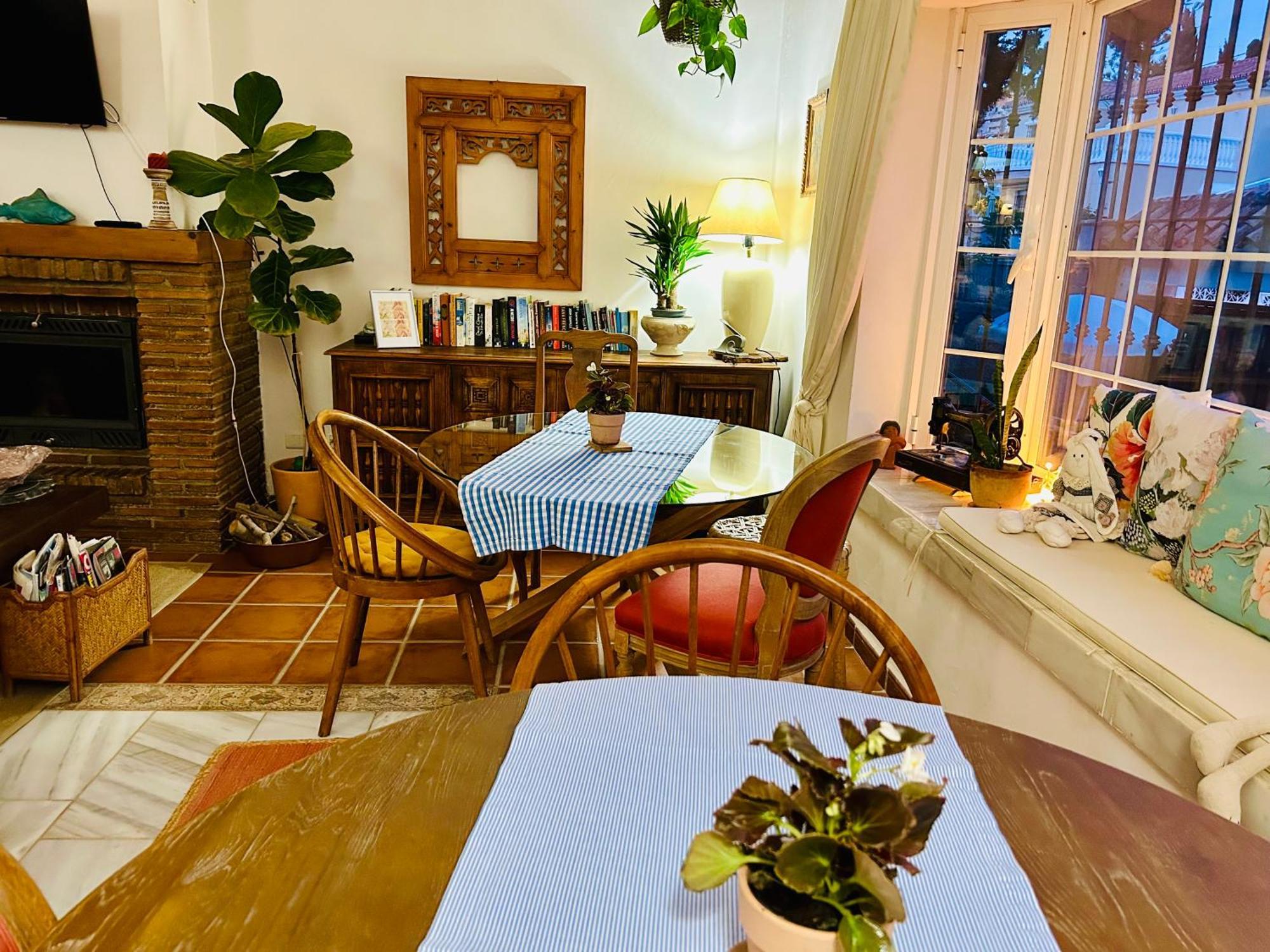 At Home In Malaga Stay & Solo Travellers รินกอนเดลาวิกตอเรีย ภายนอก รูปภาพ